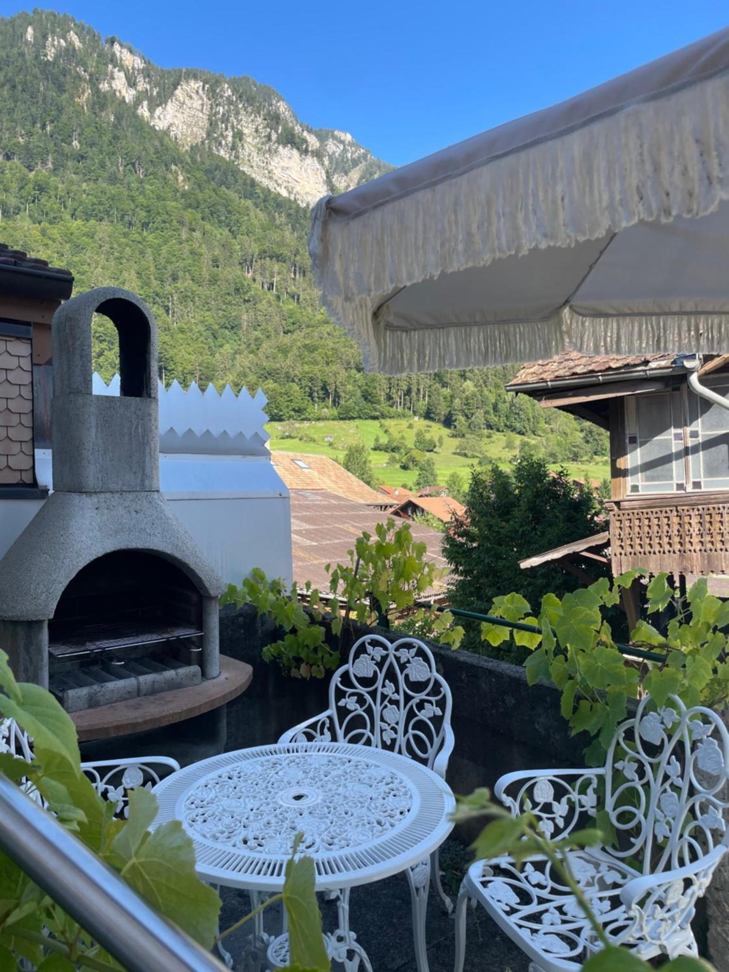Studio In Alps By Apartments Capricorn Gsteigwiler Esterno foto